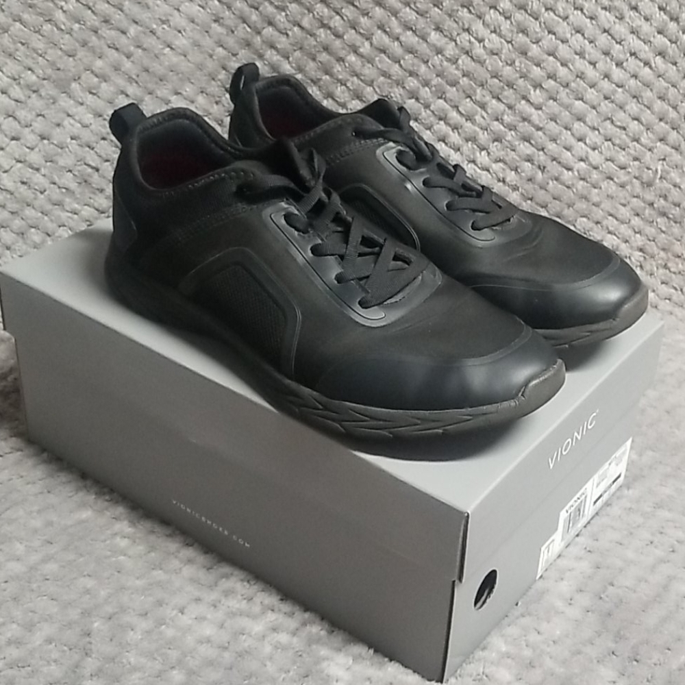 Women's Vionic Maya Shoes sz. 10